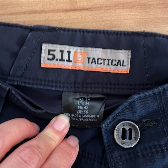 5.11 men’s short - Picture 3 of 3